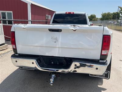 2018 RAM 3500 DUALLY • 6.7L CUMMINS DIESEL AISIN AS69RC   - Photo 19 - Wylie, TX 75098