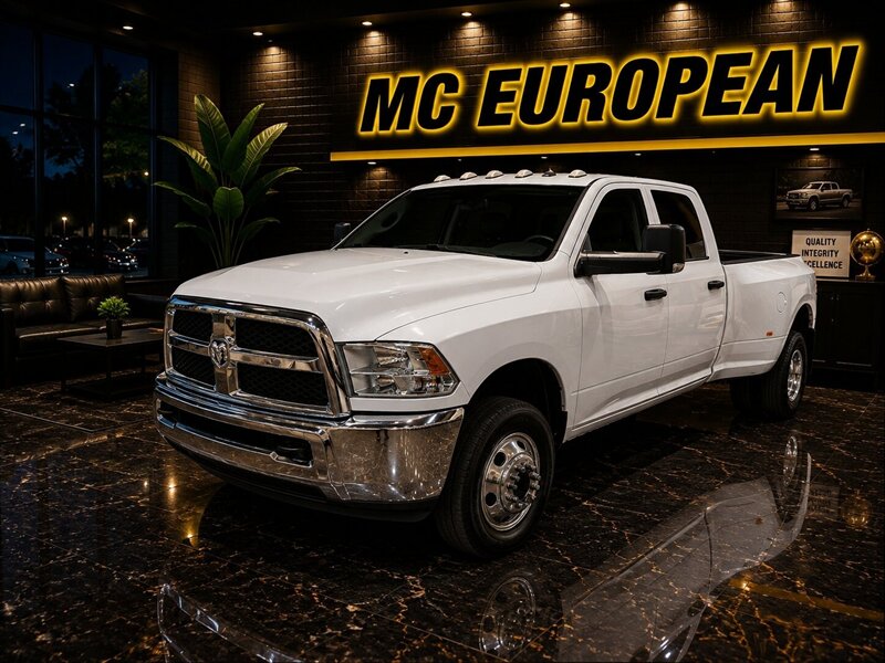 White 2018 RAM 3500 Pickup Truck Four-Wheel Drive 6-Speed Manual