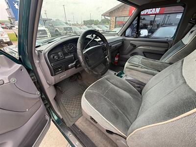 1996 Ford Bronco XLT 4x4   - Photo 2 - Wylie, TX 75098
