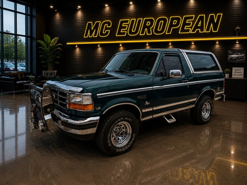 1996 Ford Bronco XLT 4x4   - Photo 1 - Wylie, TX 75098