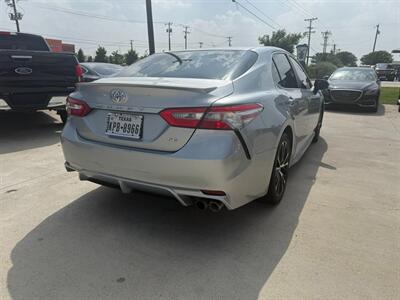 2018 Toyota Camry SE   - Photo 15 - Wylie, TX 75098