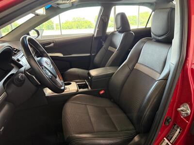 2012 Toyota Camry SE   - Photo 7 - Newark, IL 60541