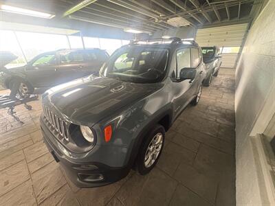2017 Jeep Renegade Altitude - Photo 4 - Newark, IL 60541