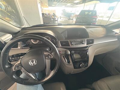 2014 Honda Odyssey EX-L - Photo 6 - Newark, IL 60541