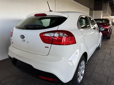 2013 Kia Rio 5-Door LX   - Photo 3 - Newark, IL 60541