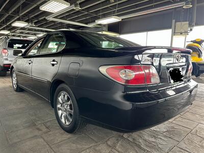 2004 Lexus ES   - Photo 6 - Newark, IL 60541