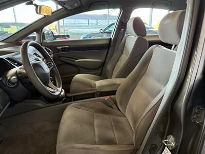 2010 Honda Civic LX - Photo 10 - Newark, IL 60541