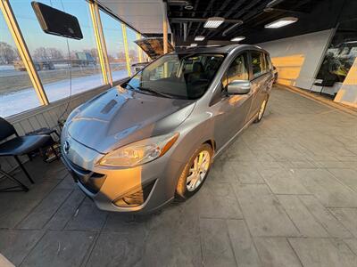 2013 Mazda Mazda5 GT   - Photo 1 - Newark, IL 60541