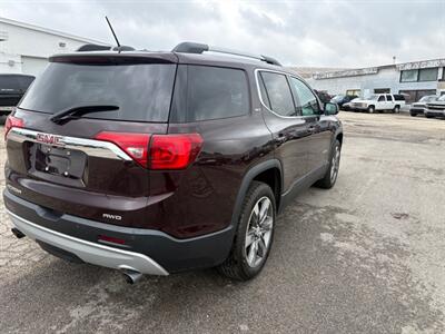 2017 GMC Acadia SLT-2 - Photo 3 - Newark, IL 60541