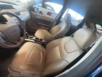 2009 Ford Focus SEL   - Photo 6 - Newark, IL 60541