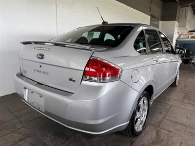 2009 Ford Focus SES   - Photo 4 - Newark, IL 60541