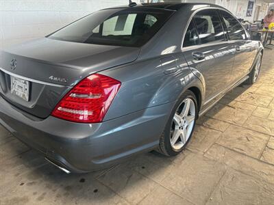 2011 Mercedes-Benz S 550 4MATIC   - Photo 2 - Newark, IL 60541