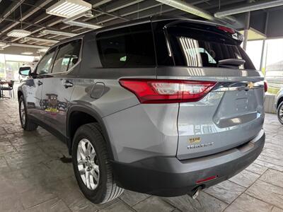 2018 Chevrolet Traverse LS   - Photo 4 - Newark, IL 60541