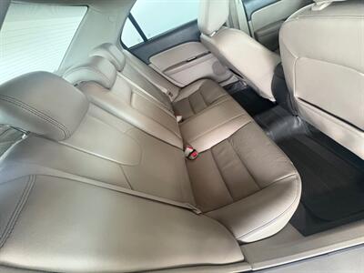 2010 Ford Fusion SEL   - Photo 7 - Newark, IL 60541