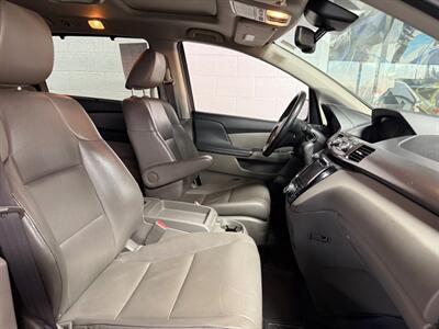 2015 Honda Odyssey EX-L w/Navi   - Photo 9 - Newark, IL 60541