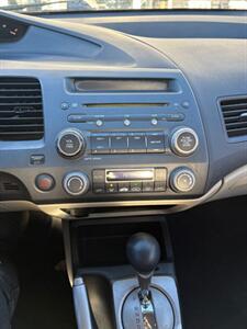 2008 Honda Civic Hybrid w/Navi   - Photo 9 - Newark, IL 60541