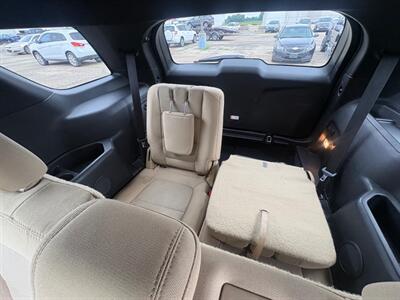 2017 Ford Explorer XLT - Photo 7 - Newark, IL 60541
