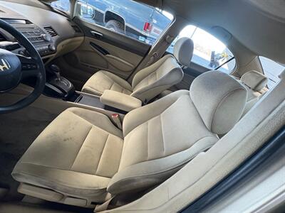 2008 Honda Civic LX   - Photo 5 - Newark, IL 60541