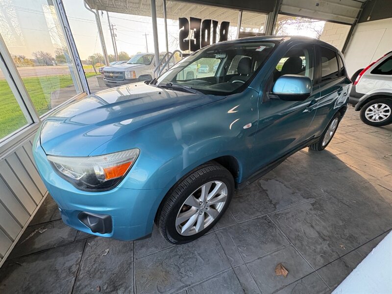 2013 Mitsubishi Outlander Sport ES  