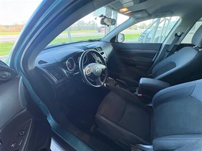 2013 Mitsubishi Outlander Sport ES   - Photo 7 - Newark, IL 60541