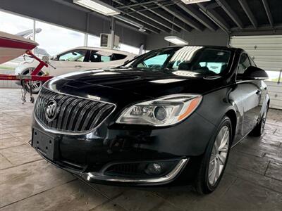 2017 Buick Regal Premium II   - Photo 5 - Newark, IL 60541
