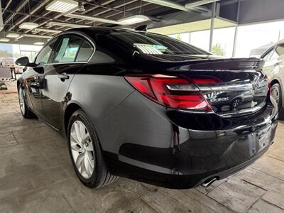 2017 Buick Regal Premium II   - Photo 4 - Newark, IL 60541