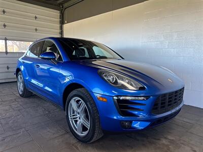 2016 Porsche Macan S   - Photo 1 - Newark, IL 60541