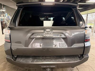 2014 Toyota 4Runner Limited - Photo 4 - Newark, IL 60541