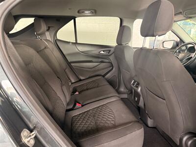 2018 Chevrolet Equinox LT   - Photo 9 - Newark, IL 60541
