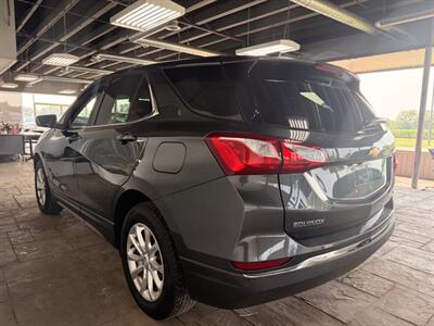 2018 Chevrolet Equinox LT   - Photo 5 - Newark, IL 60541
