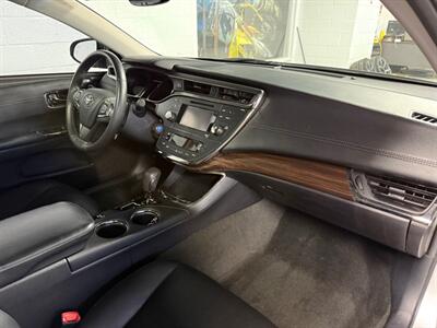 2013 Toyota Avalon Hybrid XLE Touring   - Photo 8 - Newark, IL 60541