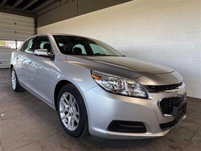 2015 Chevrolet Malibu LT   - Photo 1 - Newark, IL 60541