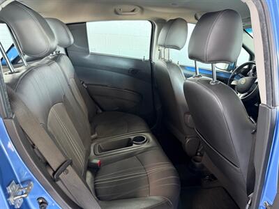 2015 Chevrolet Spark 1LT CVT - Photo 6 - Newark, IL 60541