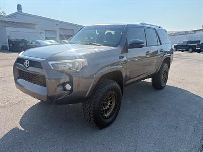 2014 Toyota 4Runner SR5 - Photo 2 - Newark, IL 60541