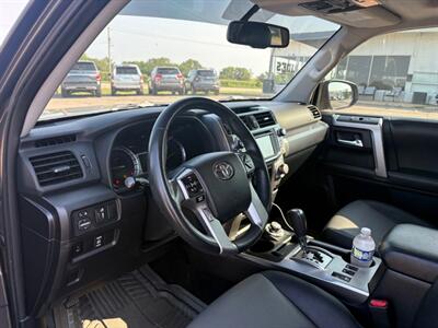 2014 Toyota 4Runner SR5 - Photo 5 - Newark, IL 60541