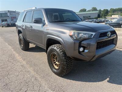 2014 Toyota 4Runner SR5 - Photo 1 - Newark, IL 60541