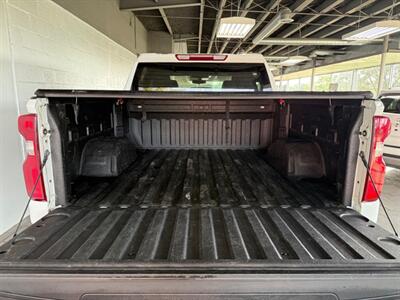 2021 Chevrolet Silverado 1500 Custom Trail Boss   - Photo 13 - Newark, IL 60541