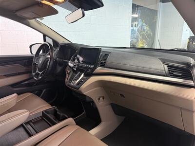 2018 Honda Odyssey EX-L w/Navi w/RES - Photo 9 - Newark, IL 60541