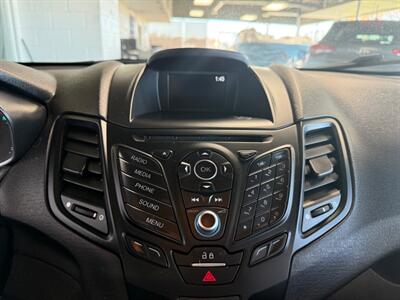2019 Ford Fiesta SE   - Photo 10 - Newark, IL 60541