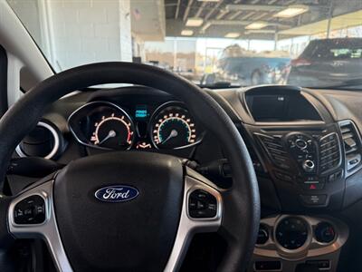 2019 Ford Fiesta SE   - Photo 9 - Newark, IL 60541