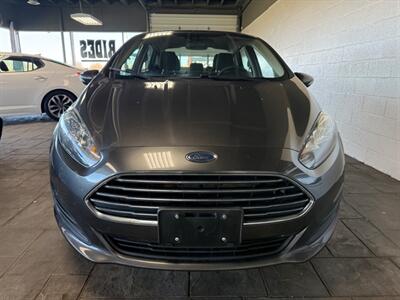 2019 Ford Fiesta SE   - Photo 2 - Newark, IL 60541