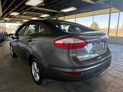 2019 Ford Fiesta SE   - Photo 5 - Newark, IL 60541