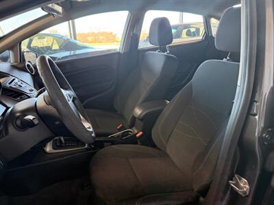 2019 Ford Fiesta SE   - Photo 8 - Newark, IL 60541