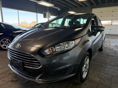 2019 Ford Fiesta SE   - Photo 3 - Newark, IL 60541