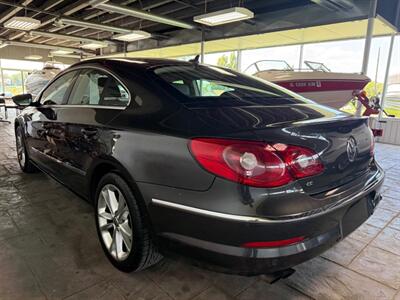 2010 Volkswagen CC Luxury   - Photo 4 - Newark, IL 60541