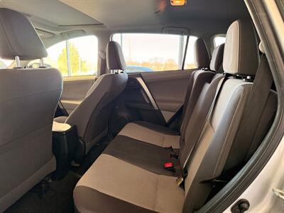 2013 Toyota RAV4 XLE   - Photo 9 - Newark, IL 60541