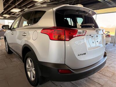 2013 Toyota RAV4 XLE   - Photo 4 - Newark, IL 60541