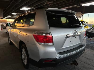 2013 Toyota Highlander Limited   - Photo 6 - Newark, IL 60541