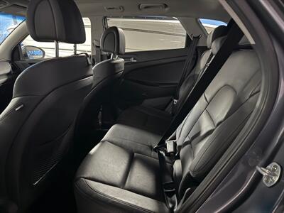 2017 Hyundai TUCSON Eco - Photo 11 - Newark, IL 60541