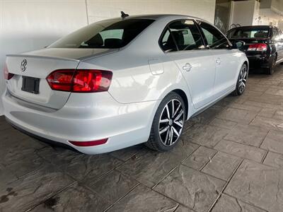 2013 Volkswagen Jetta GLI   - Photo 2 - Newark, IL 60541